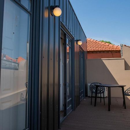Spacious Studio W/ Balcony & Ac By Lovelystay Porto Eksteriør bilde